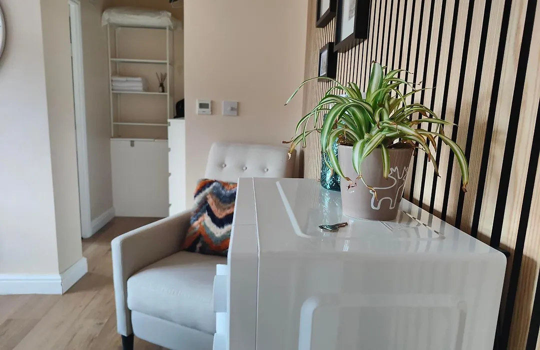 Clifton House O2 & Excel Rooms With Private Bathroom And Breakfast Option-1
